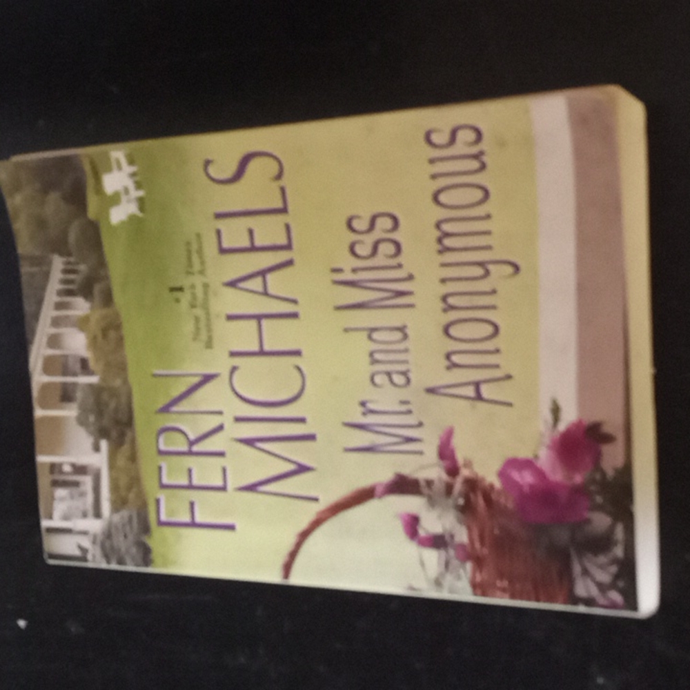 paperback | Mr. And Miss Anonymous